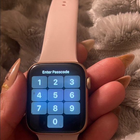 Apple Watch - Picture 9 of 13